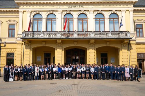 Kedves végzős diákok!