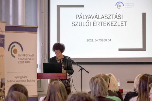 varosiszuloi2021-03.jpg